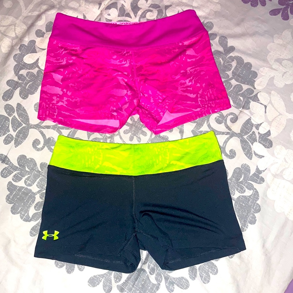 Under Armour Printed Athletic Heat Gear Training Workout Shorts LOT OF 2‼️